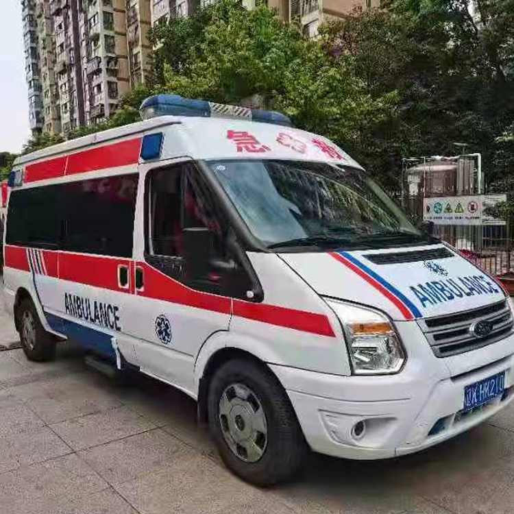 阿拉善右长途救护车护送病人返乡